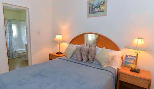 Standard Room, 1 King Bed (No Kitchen)