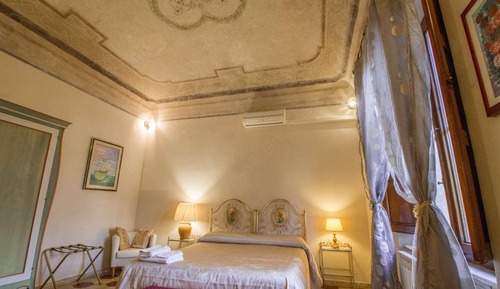 Superior Double Room, Non Smoking, Courtyard View