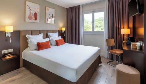 Classic Room, 1 Queen Bed, Accessible, Non Smoking