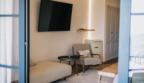Romantic Studio, 1 Bedroom, Balcony, Mountainside