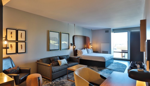 Suite, 1 King Bed