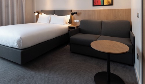 Standard Room, 1 Queen Bed with Sofa bed