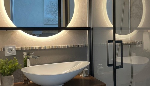 Exclusive Suite, Ensuite (Anaëlle )