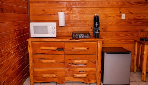 Classic Cabin, 1 King Bed, Non Smoking, Park View