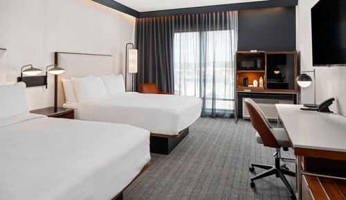 Classic Room, 2 Queen Beds (Mobility Accessible, Tub)