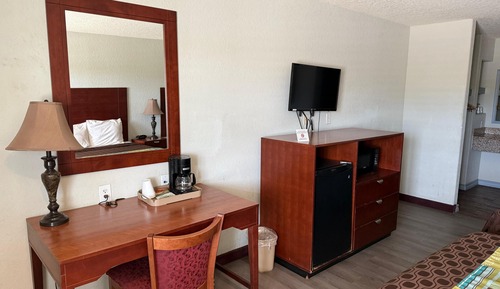 Room, 2 Queen Beds, Non Smoking