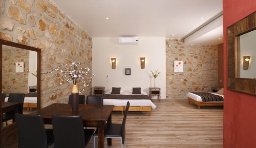 Chambre Quadruple - Jacuzzi Privatif