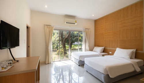 House, 2 Bedrooms, Terrace