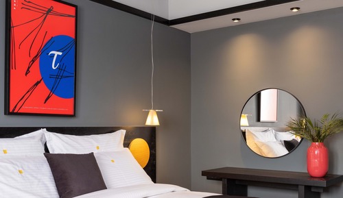 Deluxe City Escape Suite