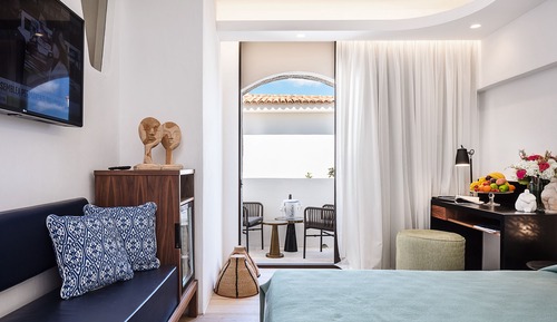 Junior Quadruple Room