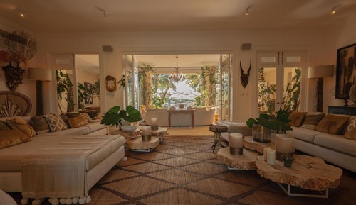 Villa, Smoking