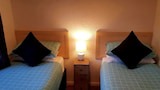 Classic Apartment, Private Bathroom, Park View