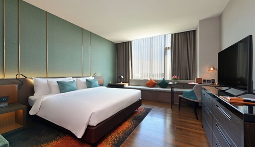 Executive Standard, 1 King Bed