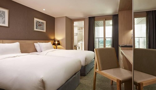 Superior Twin Room
