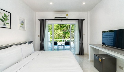 Deluxe Double Room, River View