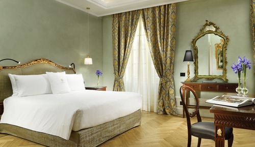 Junior Suite, 1 King Bed, Non Smoking