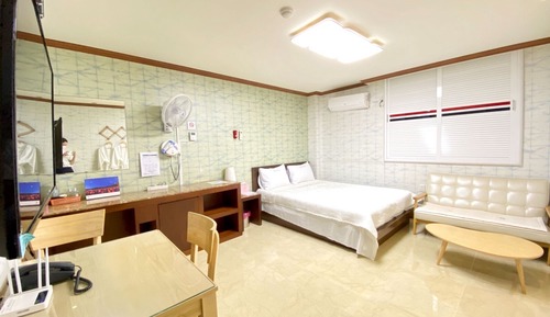Room (Special Room)