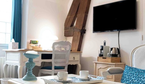 Marquise/ Premium double to quadruple room