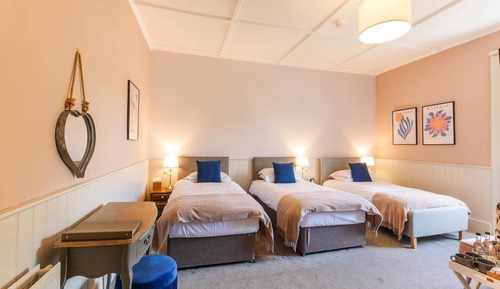 Deluxe Triple Room
