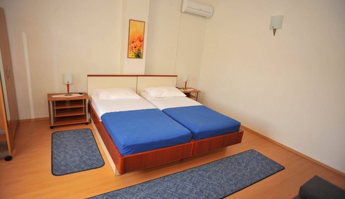 Apartment (One Bedroom Apartment)