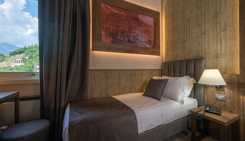 Standard Single Room, Accessible