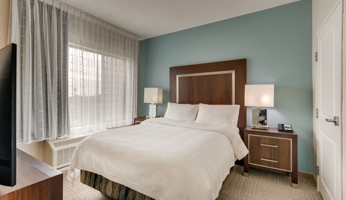 Suite, 1 Bedroom (Mobility/Hearing Accessible, Tub)