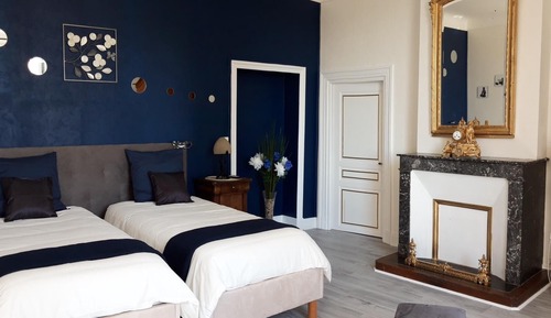 Twin Room (Borderies)