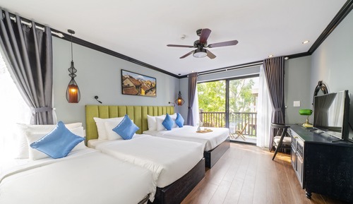 Deluxe Triple Room