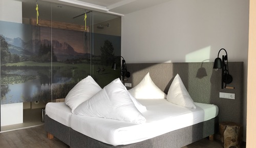 Panoramic Room