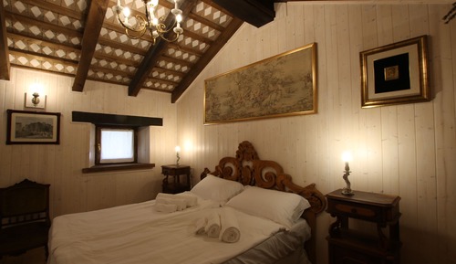 Golden Spur Cottage