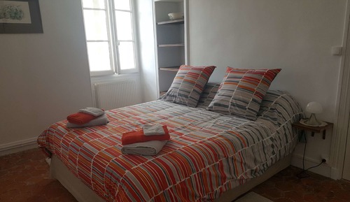 Double Room (Tomette)