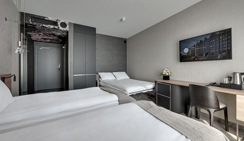 Classic Triple Room, 1 Queen Bed with Sofa bed, Non Smoking