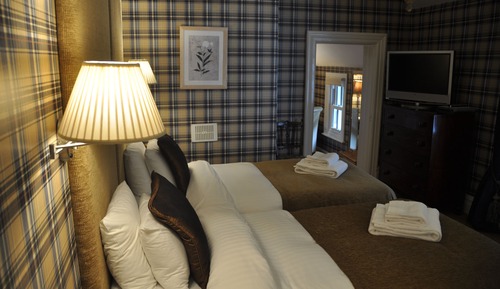 Junior Suite, Courtyard View