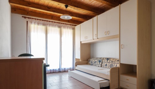 Bungalow (2 People)