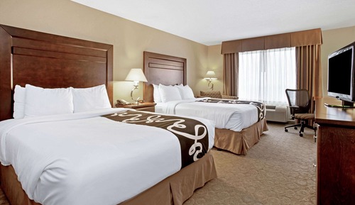 Room, 2 Queen Beds, Non Smoking