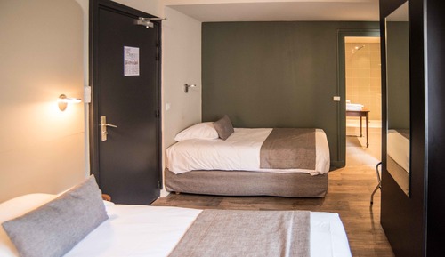 Triple Room