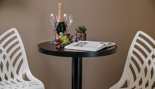 Standard double room, pool view