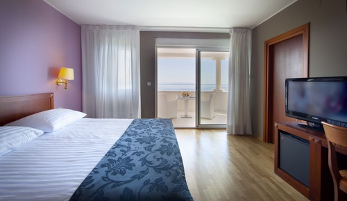 Standard double room, sea view