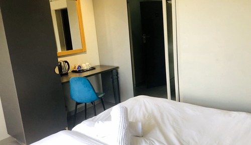 Family Room (First Floor)