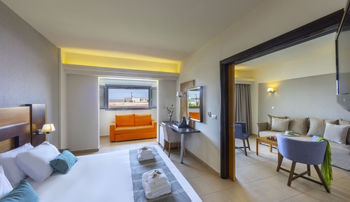 Deluxe Suite, Garden View
