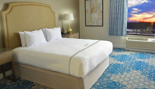 Standard Room, 1 King Bed