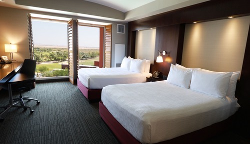 Scenic Deluxe 2 Queen, Mountain View