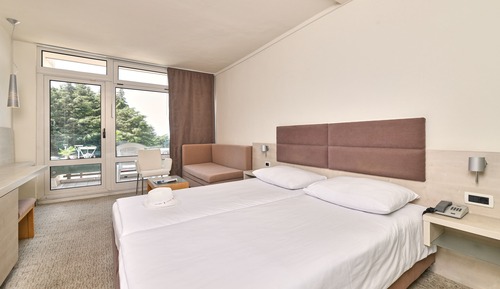 Superior Room with Balcony, Sea view (extra bed)