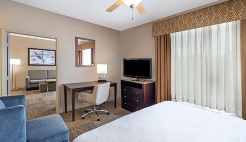 Suite, 1 King Bed, Jetted Tub