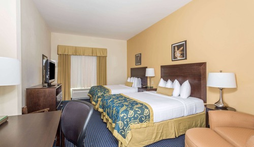 Standard Room, 2 Queen Beds