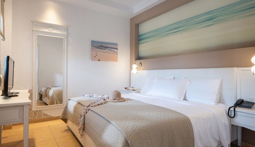 Bungalow, 1 Bedroom, Sea View (Outdoor Jetted Tub)