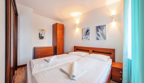 Apartment (D2)
