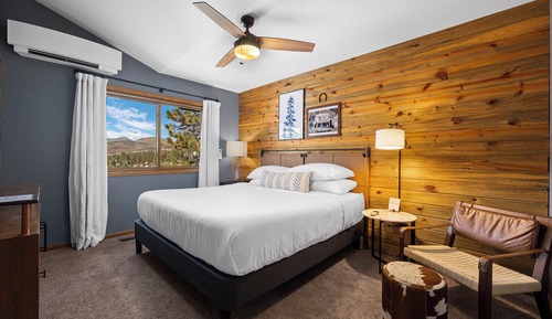 Blue Spruce Room (Adults Only)