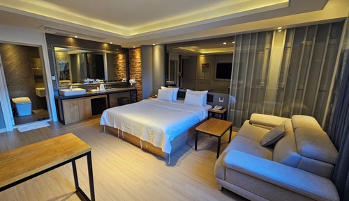 Standard Double Room, Non Smoking, City View