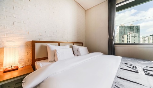 Deluxe Room, 1 King Bed
